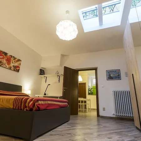 House Under The Tower By בולוניה