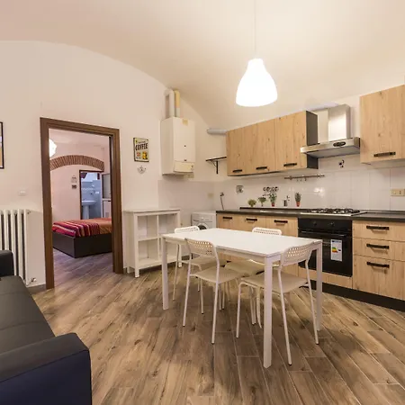 Appartement House Under The Tower By