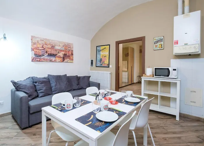 Daire House Under The Tower By