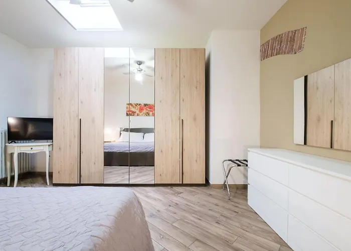 House Under The Tower By شقة